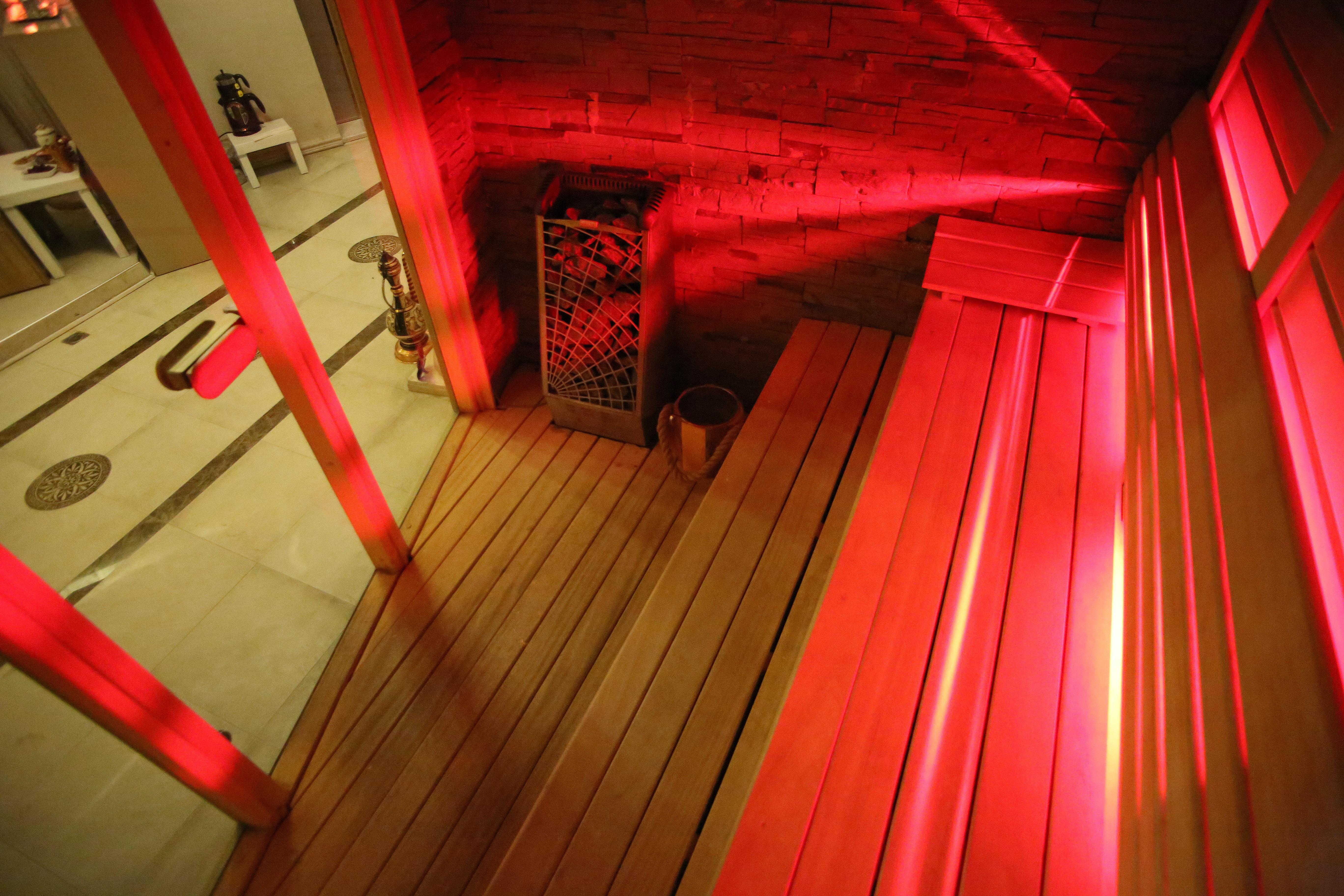 Daru Sultan Hotels Galata Istanbul Exterior foto A modern Finnish sauna